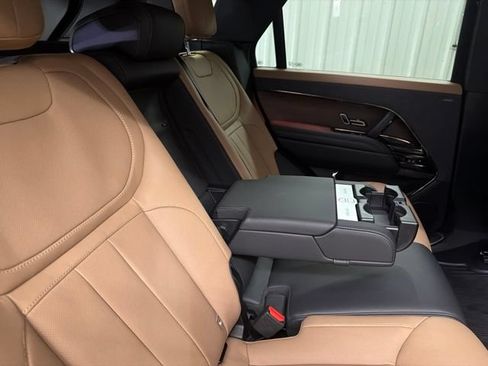 Used 2024 Land Rover Range Rover Sport Dynamic SE AWD/4WD image 18