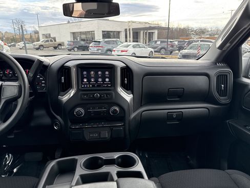 Used 2024 Chevrolet Silverado 1500 Custom image 29
