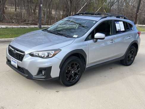 Used 2019 Subaru Crosstrek 2.0i Premium image 5
