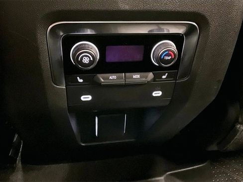 Used 2021 Chevrolet Tahoe High Country w/ Premium Package image 30