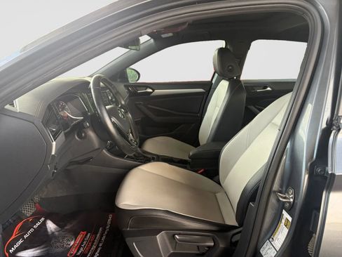 Used 2019 Volkswagen Jetta R-Line FWD image 12