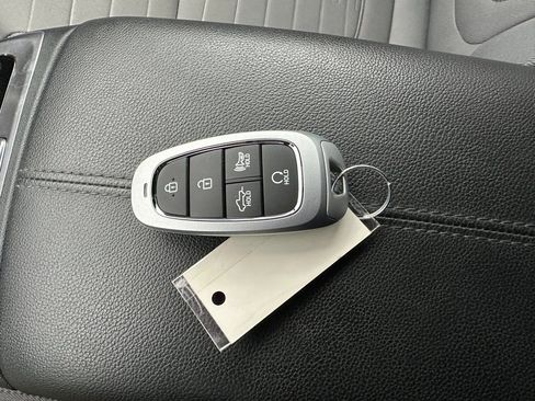 Used 2022 Hyundai Santa Cruz SEL w/ Cargo Package image 8