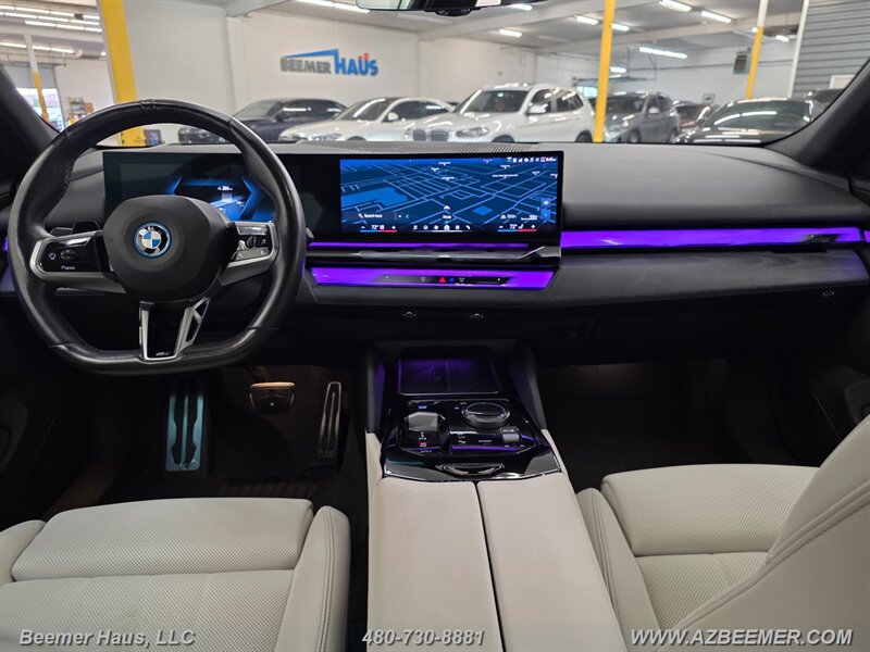 Used 2024 BMW i5 eDrive40i w/ M Sport Package RWD image 23