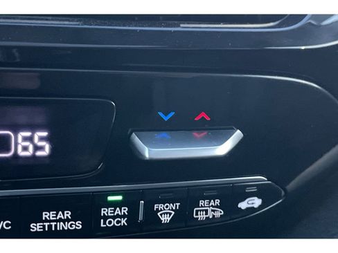 Certified 2022 Acura MDX FWD w/ Technology Package image 30