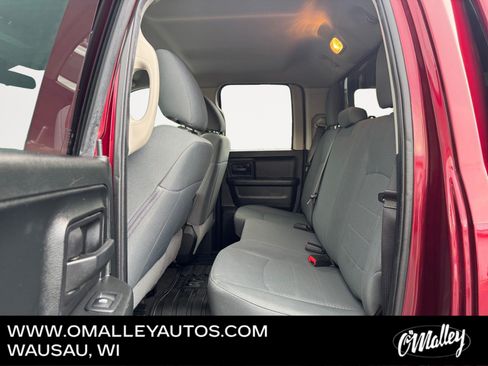Used 2018 RAM 1500 Express w/ Express Value Package AWD/4WD image 11
