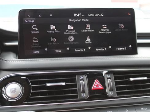 Used 2022 Genesis G70 2.0T RWD image 29
