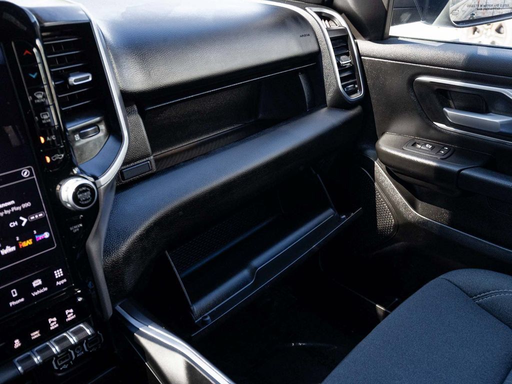 Used 2023 RAM 1500 Big Horn AWD/4WD image 19