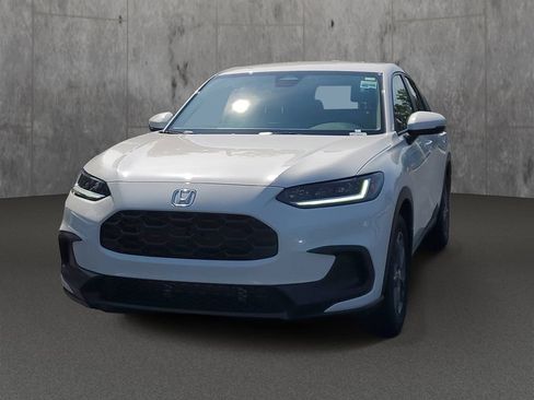 New 2027 Honda HR-V LX image 3