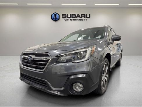Used 2018 Subaru Outback 2.5i Limited image 1