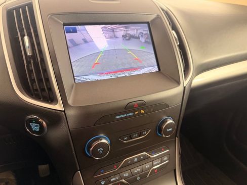 Used 2020 Ford Edge SEL w/ Convenience Package AWD/4WD image 33