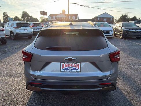 New 2026 Chevrolet Trax ACTIV w/ Sunroof Package FWD image 9