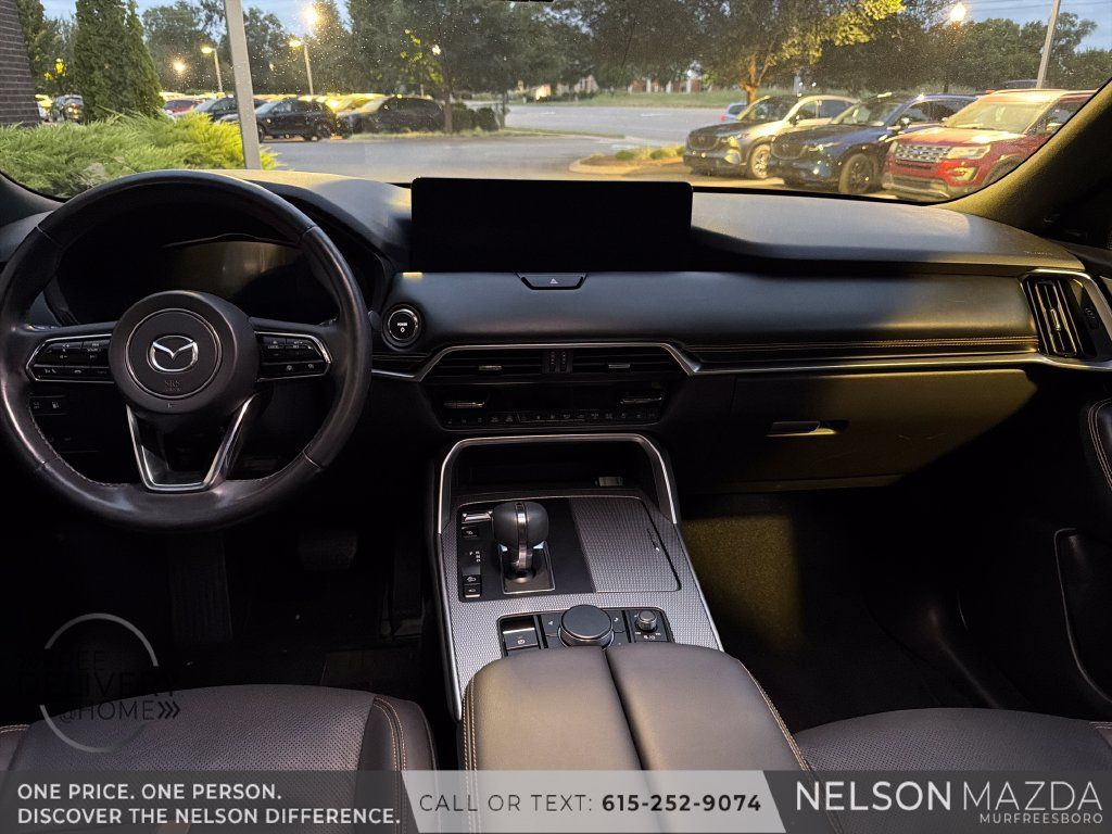 Certified 2025 MAZDA CX-70 Plug-In Hybrid w/ Premium Plus AWD/4WD image 25