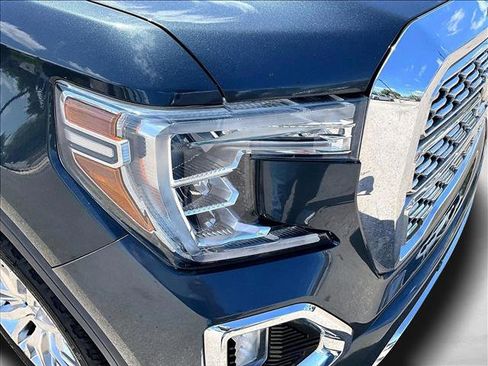Used 2019 GMC Sierra 1500 Denali w/ Denali Ultimate Package AWD/4WD image 28
