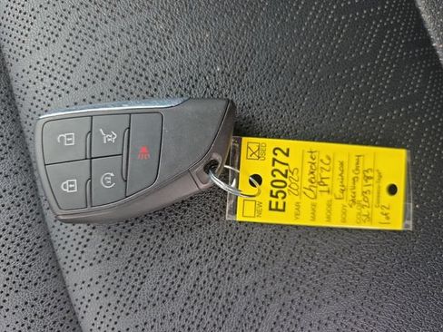 Used 2025 Chevrolet Equinox LT w/ Convenience Package II FWD image 29