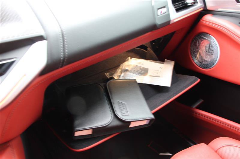 Used 2025 BMW XM AWD/4WD image 38