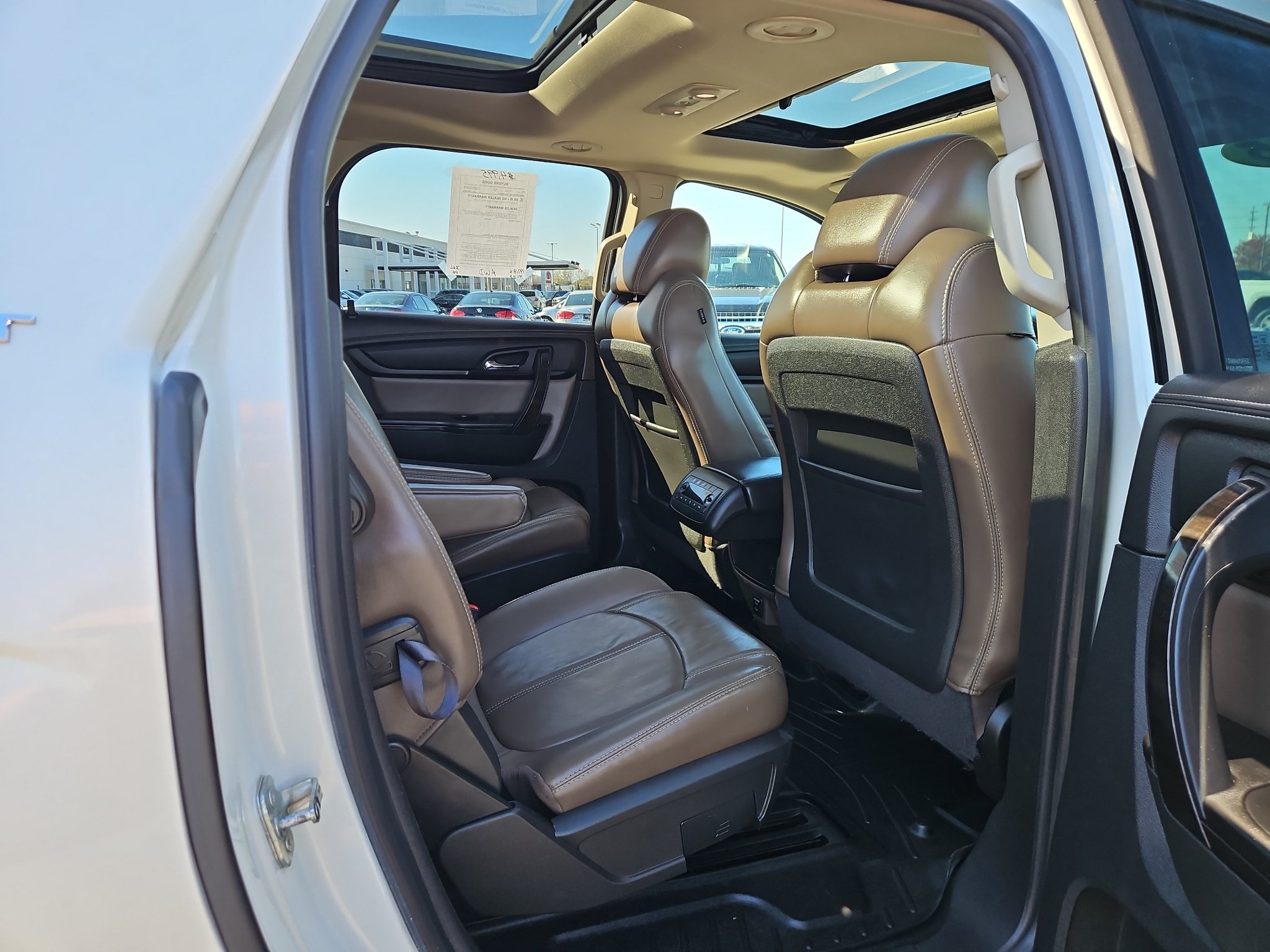 Used 2015 GMC Acadia SLT AWD/4WD image 18