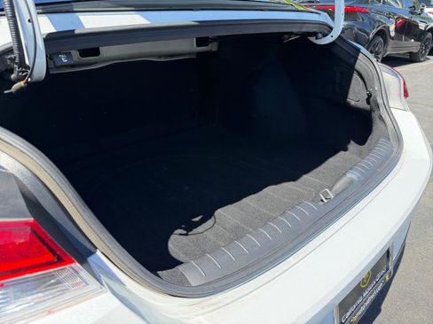 Used 2022 Hyundai Elantra SEL w/ Convenience Package FWD image 16