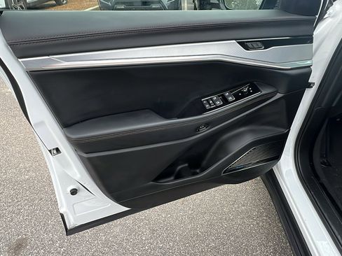 Used 2024 Jeep Wagoneer Launch Edition image 14