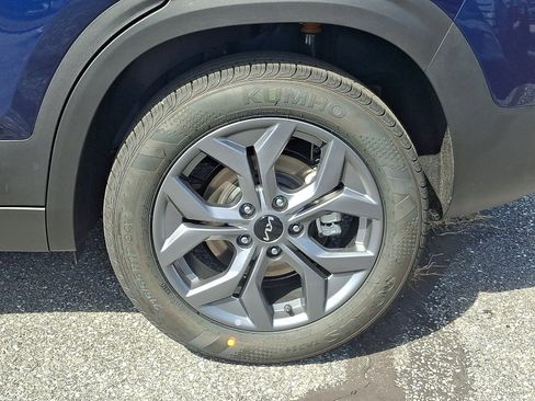 New 2026 Kia Seltos LX image 5