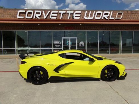 Used 2022 Chevrolet Corvette Stingray Premium Cpe RWD image 4