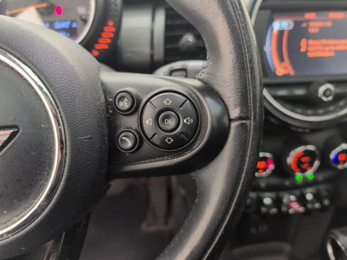 Used 2017 MINI Cooper 2-Door Hardtop image 39