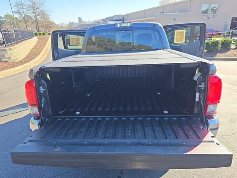 Used 2021 Toyota Tacoma SR5 image 13