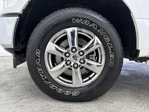 Used 2018 Ford F150 XLT w/ Equipment Group 302A Luxury AWD/4WD image 45