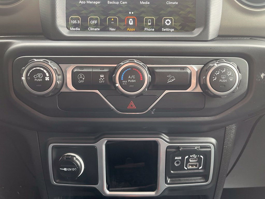 Used 2018 Jeep Wrangler Unlimited Sport AWD/4WD image 23