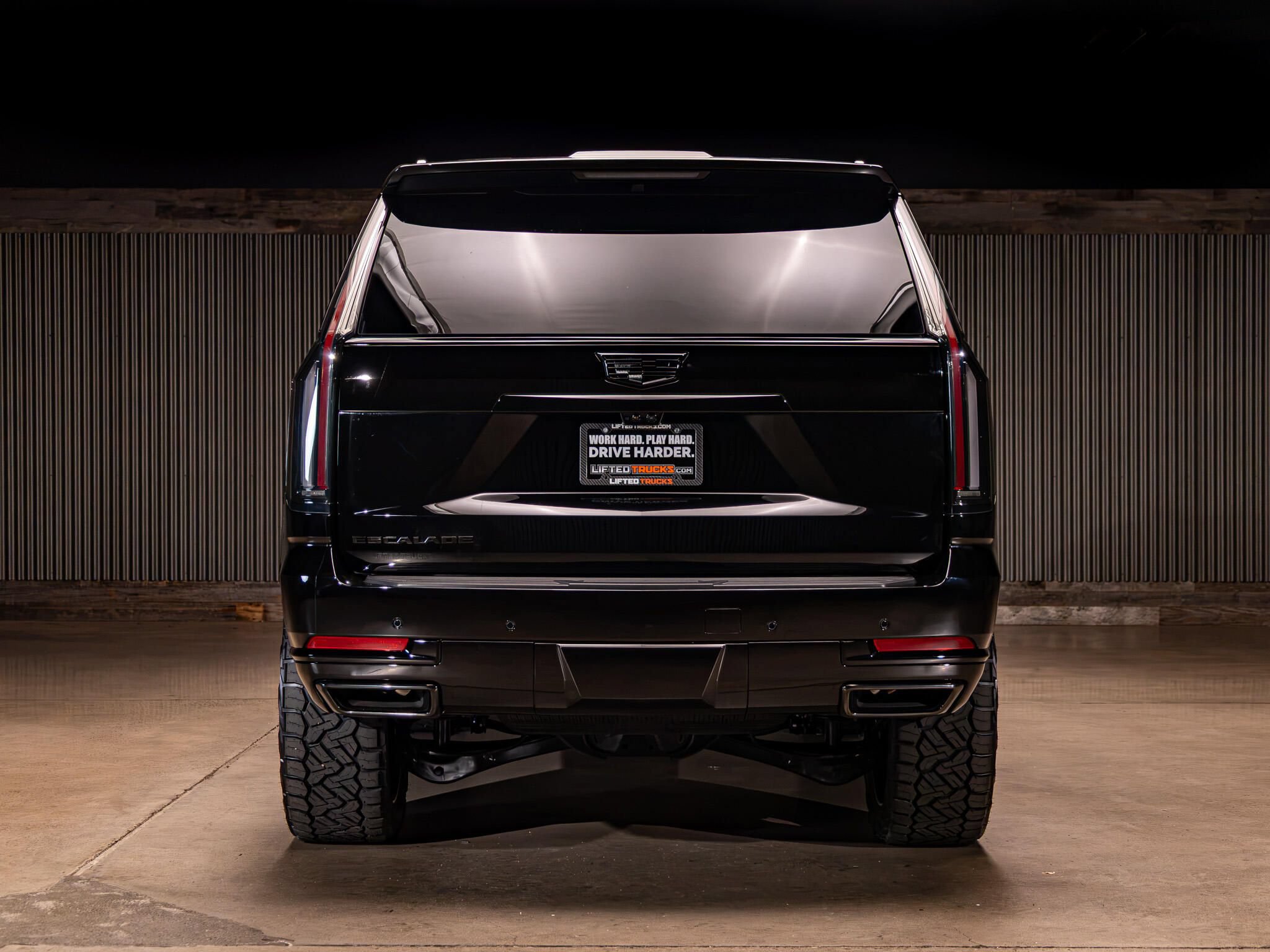Used 2027 Cadillac Escalade Platinum Sport w/ LPO, Floor Liner Package AWD/4WD image 8