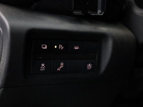 Used 2022 Nissan Kicks S image 13