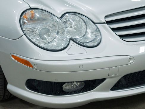 Used 2004 Mercedes-Benz SL 55 AMG image 13