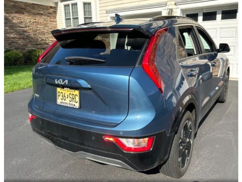 Used 2023 Kia Niro Wind FWD image 4
