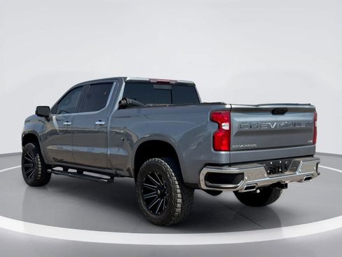 Used 2021 Chevrolet Silverado 1500 LTZ w/ Z71 Off-Road Package AWD/4WD image 4