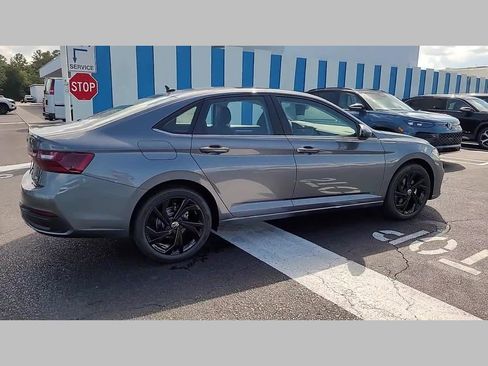 New 2026 Volkswagen Jetta SE image 23