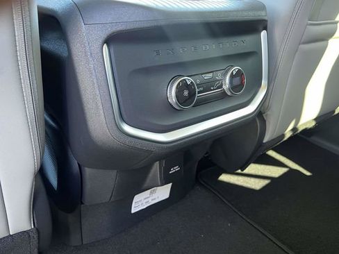New 2025 Ford Expedition Max Active image 20