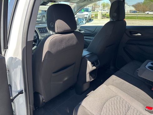 Used 2021 Chevrolet Equinox LT image 39