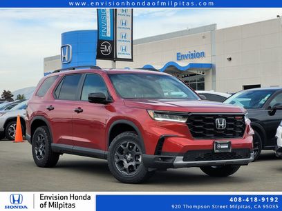 New 2025 Honda Pilot TrailSport