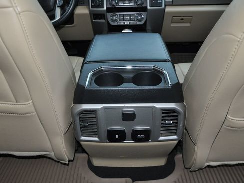 Used 2020 Ford F250 Lariat image 21