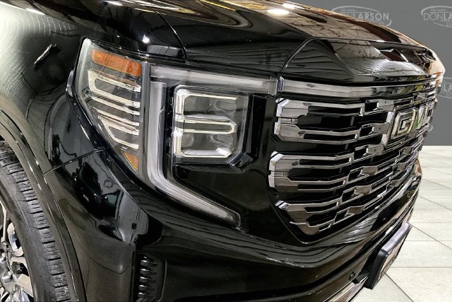 Certified 2025 GMC Sierra 1500 Denali Ultimate AWD/4WD image 4