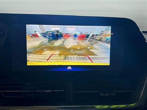 Used 2025 Chevrolet Trax ACTIV w/ Driver Confidence Package image 19