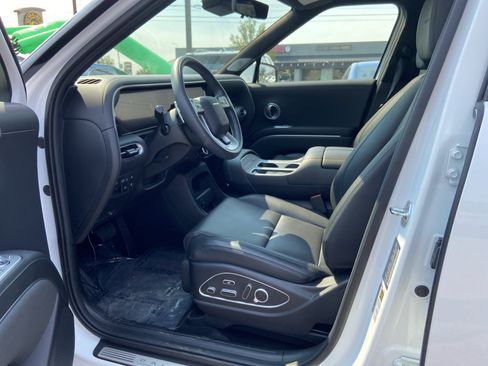 Certified 2026 Hyundai Palisade Calligraphy AWD/4WD image 13