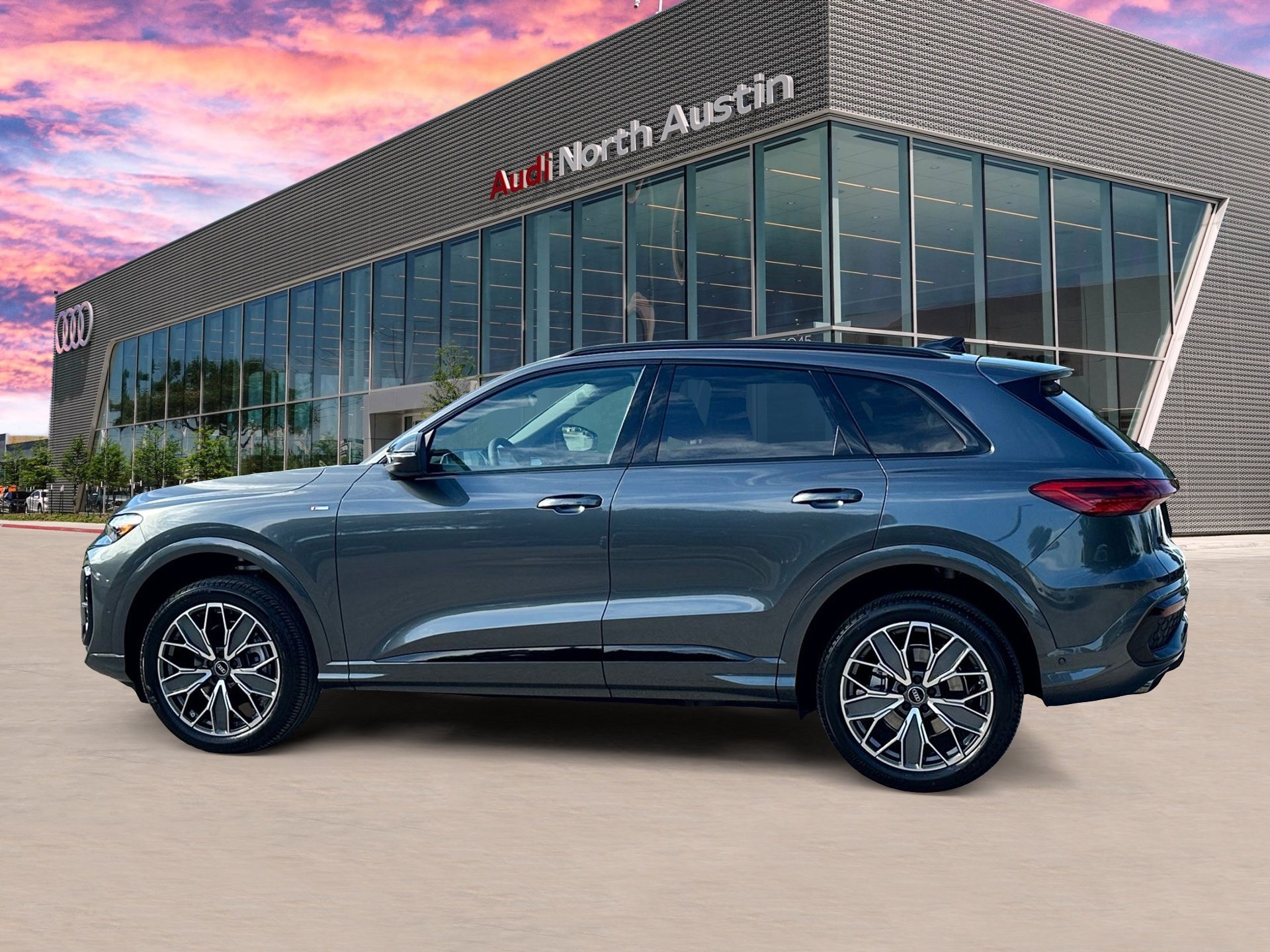 New 2026 Audi Q5 Premium Plus AWD/4WD image 3