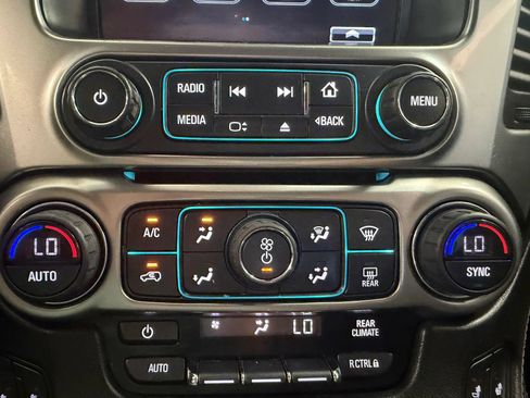 Used 2017 Chevrolet Tahoe LT w/ LT Signature Package AWD/4WD image 15