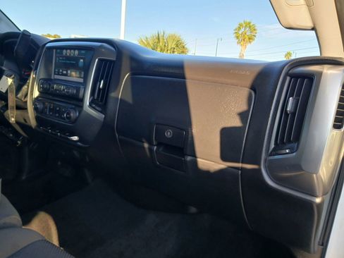 Used 2018 Chevrolet Silverado 2500 LT image 15