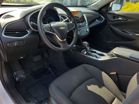 Used 2024 Chevrolet Malibu LT FWD image 15