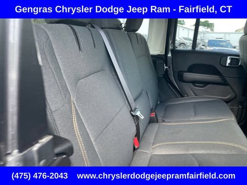 Certified 2025 Jeep Wrangler Unlimited Sahara AWD/4WD image 27