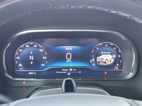 Used 2023 Chevrolet Tahoe Premier w/ Advanced Technology Package image 11