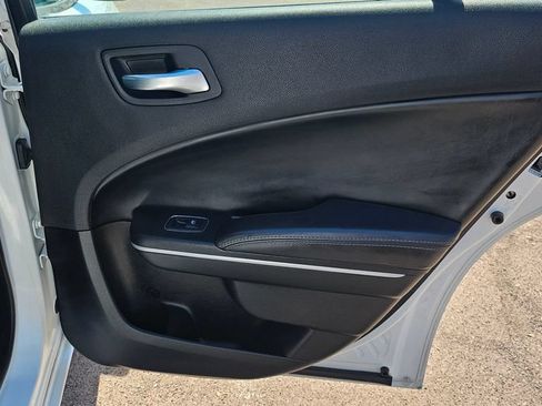 Used 2020 Dodge Charger SXT w/ Leather Interior Group RWD image 19