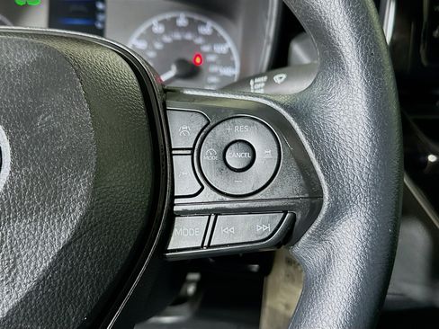Used 2024 Toyota Corolla LE FWD image 17