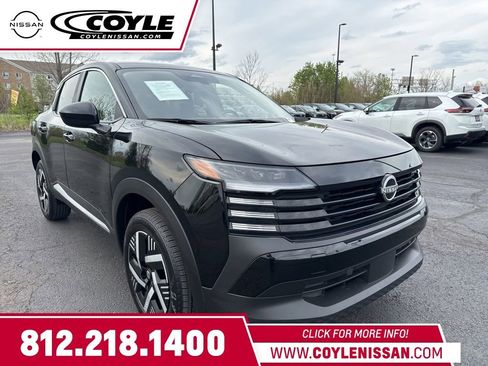 Certified 2025 Nissan Kicks SV image 1